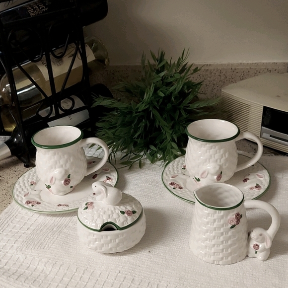 1994 Avon Bunny Collection - Picture 2 of 9